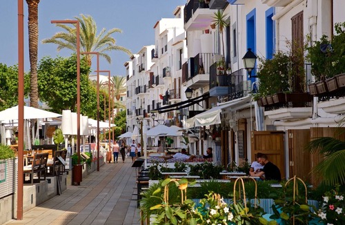 Ibiza City Centre Apartment | Apartment in Ibiza Town next to the Marina and Beach