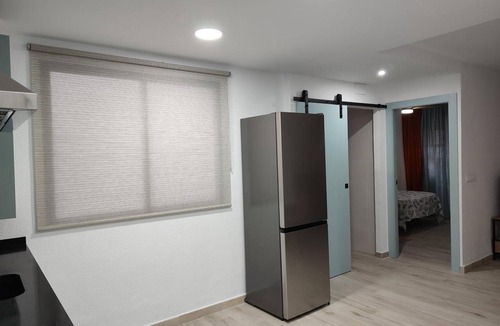 Murcia Apartment | Apartment 'Las Flores 1' with Wi-Fi and Air Conditioning