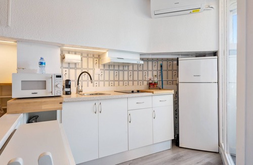 La Pineda Apartment | Apartment 'Promar 304' with Sea View, Wi-Fi and Air Conditioning