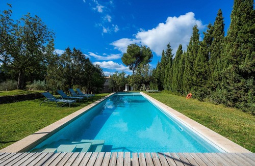 Sant Llorenc des Cardassar Apartment | Apartment 'Sotil De Llevant' with Mountain Views, Shared Pool and Wi-Fi