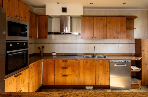 Asparrena Apartment | Apartment 'Twins' with Shared Garden and Wi-Fi