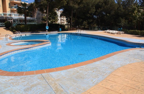 Cap de Salou Apartment | Apartment with pool and terrace overlooking the sea