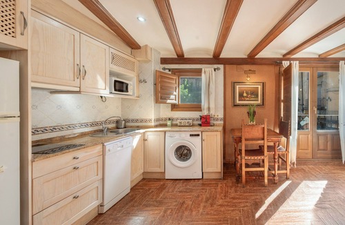 Daroca Apartment | Apartment 'Zayda' with Balcony, Wi-Fi and Air Conditioning