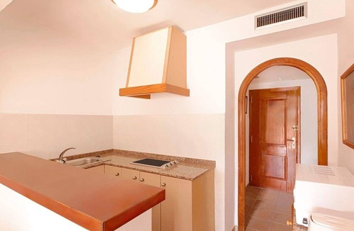 Es Figueral Beach Apartment | Appartement mit großem Gemeinschaftspool by Interhome