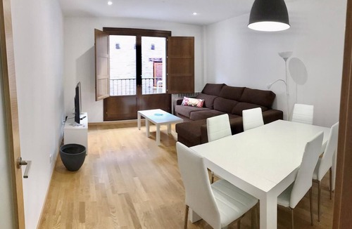 Tudela Apartment | Arizcun Palace, Tudela.