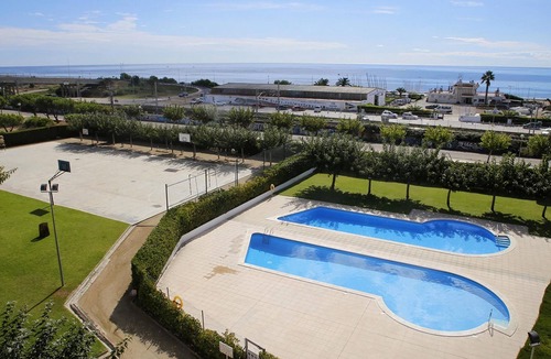 Torredembarra Apartment | AT031 LES DUNES: Apartment with pool 250 m from the beach