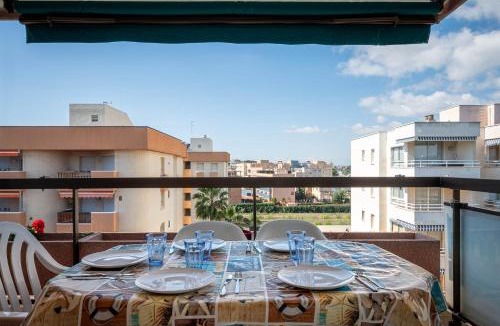 Torredembarra Apartment | AT139 Els Pins, 1ra línea de la playa, piscina, airco,