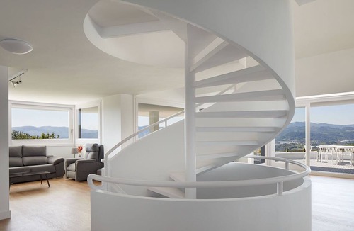 Hondarribia House | BASQUE BREATH-Unique Villa, Fantastic View, Fabulous Pool