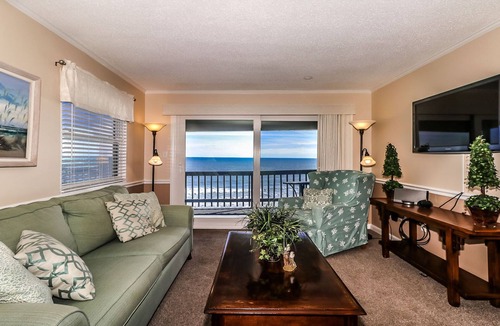 Garden City Condo | Beachfront/Pool Murrells/GardenCity/Surfside Wkly/MilitaryFirePoliceNurse Discs