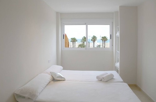 El Cabanyal Ski Chalet | Beachfront villa in Valencia for up to 25 people.