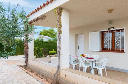 Calafat Villa | Beautiful private villa for 6 guests with private pool, WIFI, A/C, TV, patio and pets allowed