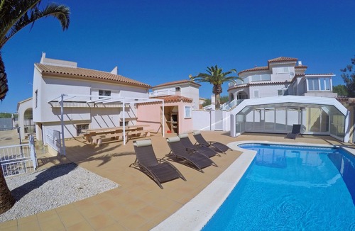 Cap Roig Ski Chalet | Beautiful Villa at 100 mts to the beach with private swiming pool