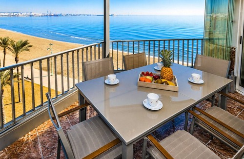 La Pineda Apartment | BELL PINEDA