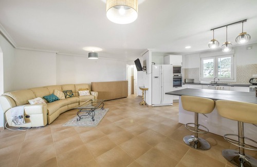 Caserio Los Tarquinos Apartment | Brand new sunny golfing holiday home