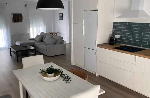 Bullas Apartment | Bright Apartment in the Center of Bullas