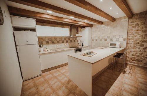 Bot House | Ca La Leonor, Ecoturisme Terra Alta
