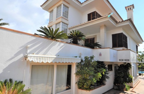 Sa Cabaneta House | CA NA MALEN Hermosa casa para familias con gran piscina, jardín. - WiFi Gratis by Interhome