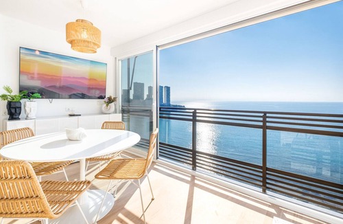 Benidorm Apartment | Cachirulo Deluxe Apartment 13-B Levante Beach