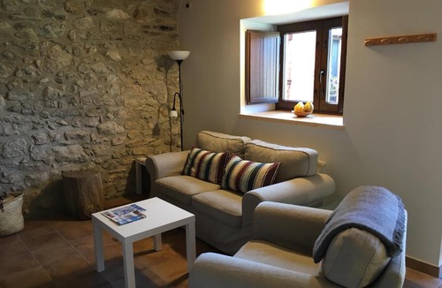 Das Apartment | Cal Barné, eco-apartament a Das amb jardí