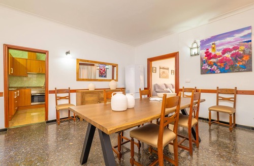 S'Illot-Cala Morlanda House | CAN PEDRO ROS - Lovely chalet with a terrace in s’Illot and free Wi-Fi