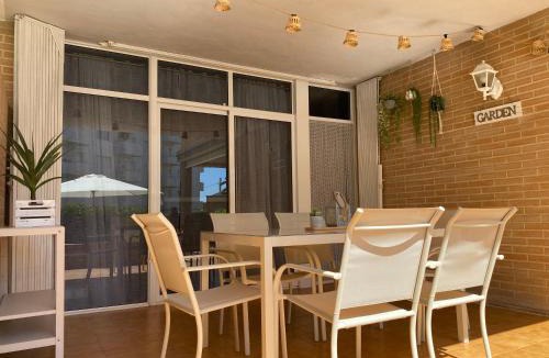 Canet de Berenguer Apartment | Canet - Primera Línea de Playa - Tu Rincón de Relax