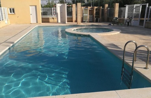 Los Valientes House | Casa accesible de campo muy grande, con piscina y pistas