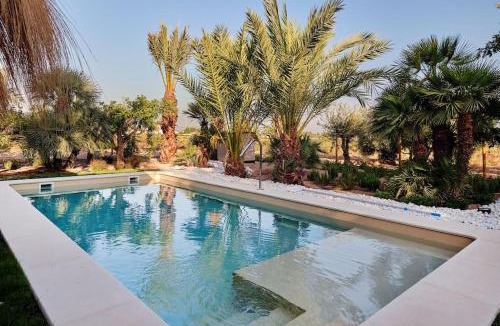 Algoda House | Casa bonita con jardín y piscina en Elche - Alicante