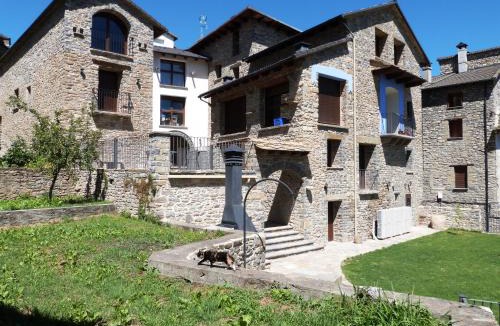 Boltana House | Casa Dieste Apartamentos Turísticos en Boltaña