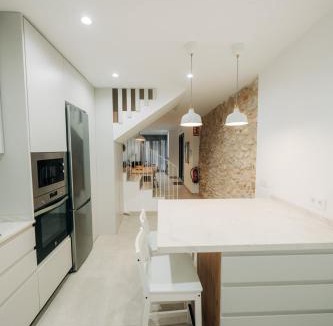 Adzaneta House | Casa Els Pardos - Allotjament Rural