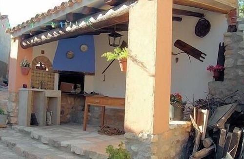 Azuara Cottage | Casa Jara for 16 people