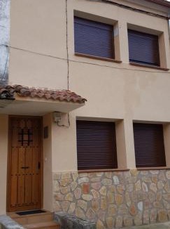 Puente de Vadillos House | CASA La Playeta