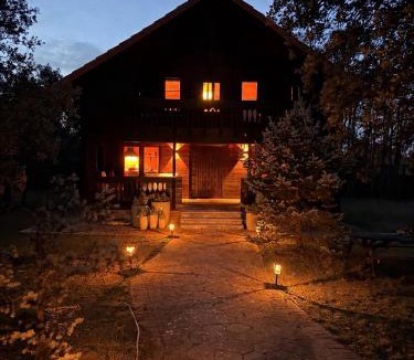 Fresno de Cantespino Ski Chalet | CASA MAIA cabaña de lujo en plena naturaleza