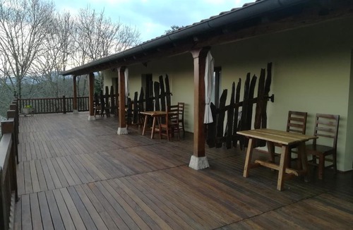 Igueldo House | Casa Rural Aristondo Agroturismo