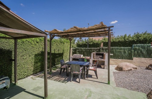 Zarzuela del Monte House | Casa Rural El Robledal with Private Pool near Segovia & Madrid, Sleeps 8