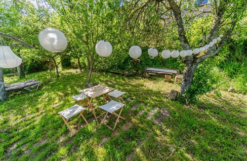 Villasur de Herreros House | Casa Rural Villapajar: Sleeps 12, Fireplace, River & Mountain Views in Burgos