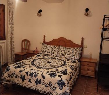 Chillaron del Rey House | Casa Rural Las Mieles