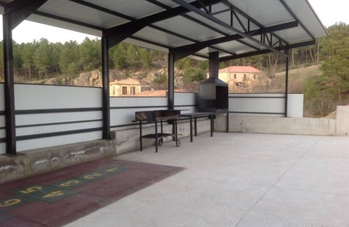 Rabanera del Pinar House | Casa Rural Roblegordo: Large Country House with Mountain Views and Terrace