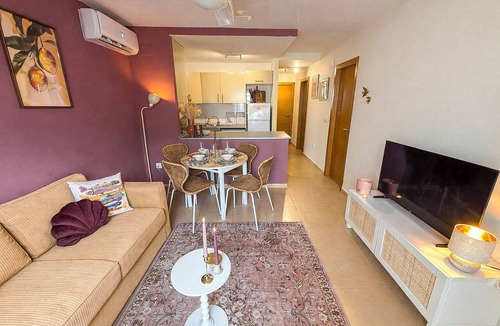 Alhama de Murcia Apartment | Casa Selucia - 3-Bedroom Family Apartment with a Large Garden and Resort Pools