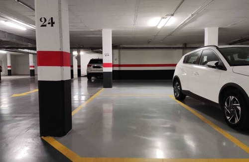 San Pablo Apartment | Central apartment with private parking