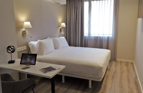 Castanos Hotel | Centrally Located w/Everything You Need for a Perfect Bilbao Stay | 3 Units