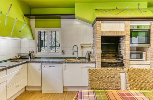 Santa Cristina de Aro Ski Chalet | Chalet "Casa Nadia" with Mountain Views, Private Indoor Pool and Wi-Fi