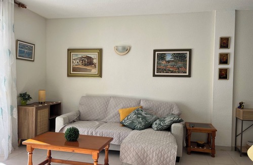 Torreblanca Apartment | Charming 2-bedroom apartment with AC, WiFi in brilliant VC