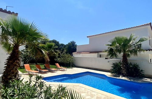 Calafat Villa | Charming Villa w/Private Pool, Near Beach, Perfect for Families & Groups, L'Ametlla de Mar