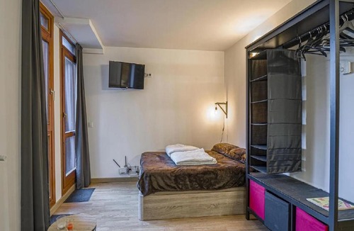 Engolasters Apartment | Cocooning studio terrasse et vue(Gall del bosc )