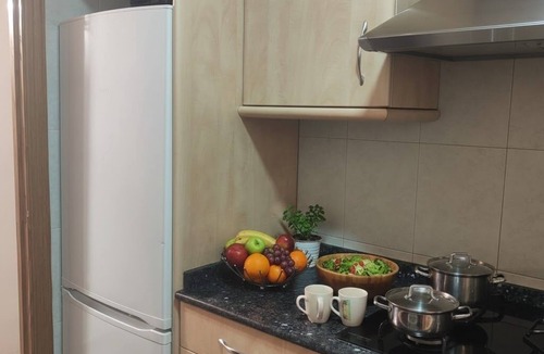 Collblanc y La Torrassa Apartment | Comfy 2-Bedroom Apartment for 3ppl close to Universities & Camp Nou!