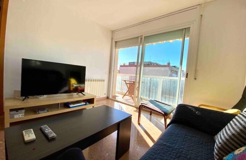 Terrassa Apartment | Con Pk y Wifi. Oasis Familiar a 30 Coche de Bcn