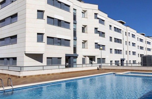Pedrinya Apartment | Cosy apartment for 4 people with WIFI, TV and terrace
