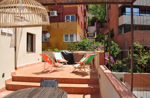 Vallcarca i els Penitents Apartment | Cosy sunny house 2bedroom-2bathroom, terrace & panoramic views, near Park Güell