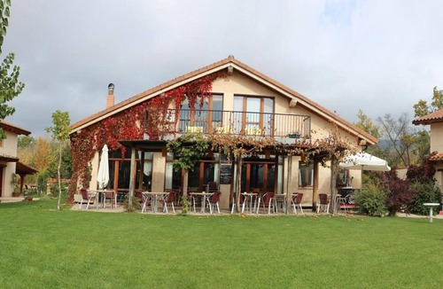 Valdeavellano de Tera House | Country House 'Villabamba 1' with Mountain Views, Shared Terrace and Wi-Fi