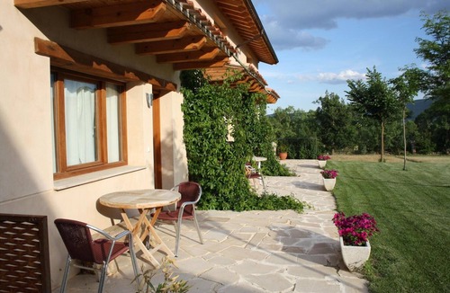 Valdeavellano de Tera House | Country House 'Villabamba 1' with Mountain Views, Shared Terrace and Wi-Fi